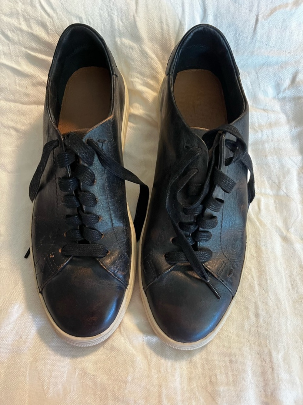 FRYE Men's Brown Leather Distressed Low-Top Sneakers